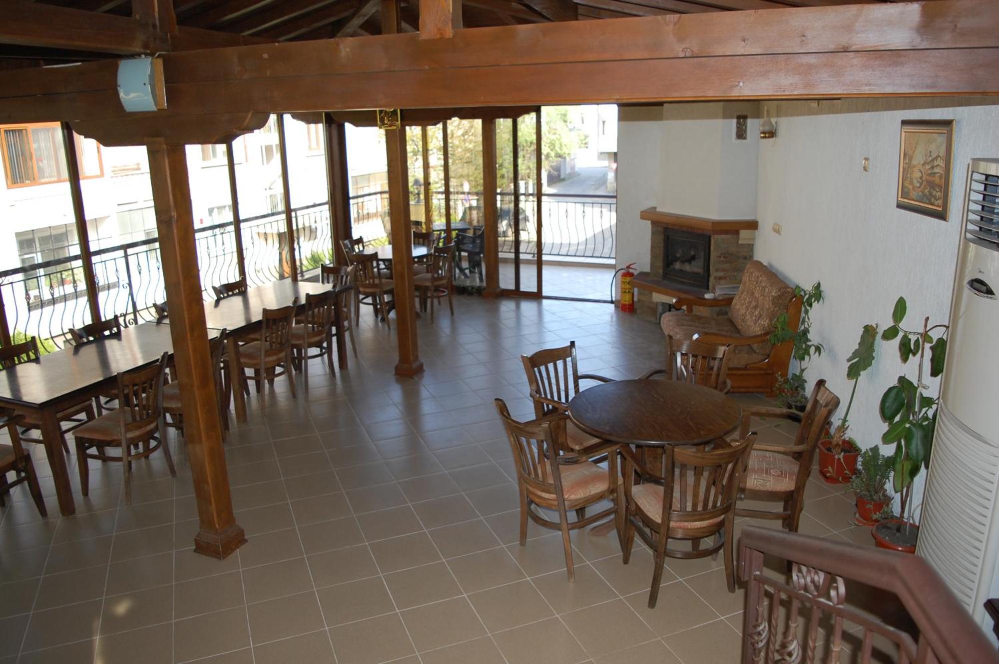 Hotel Vitosha Tryavna Extérieur photo