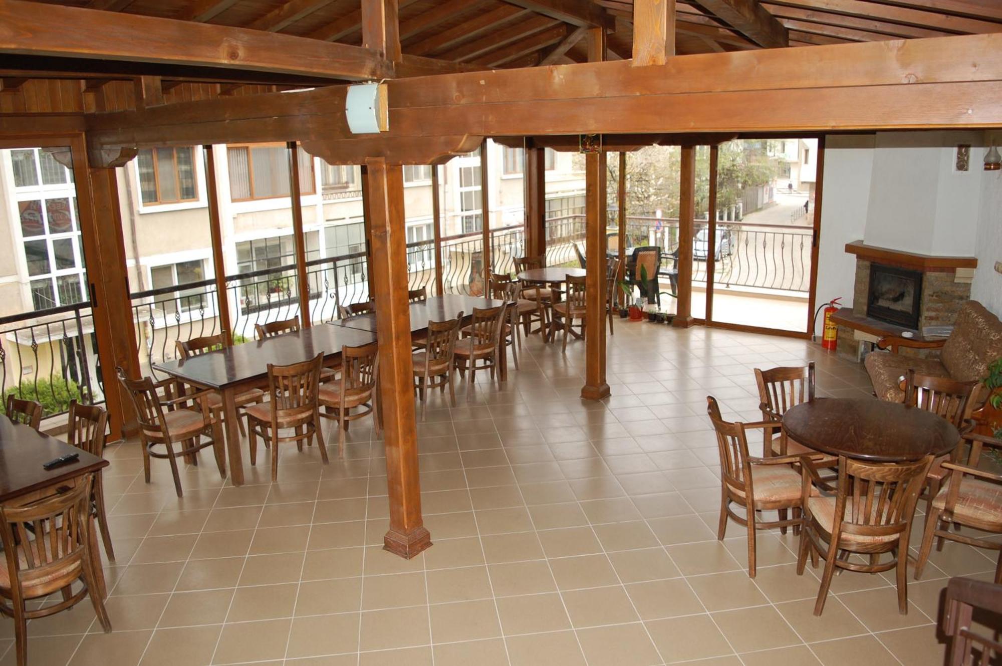 Hotel Vitosha Tryavna Extérieur photo