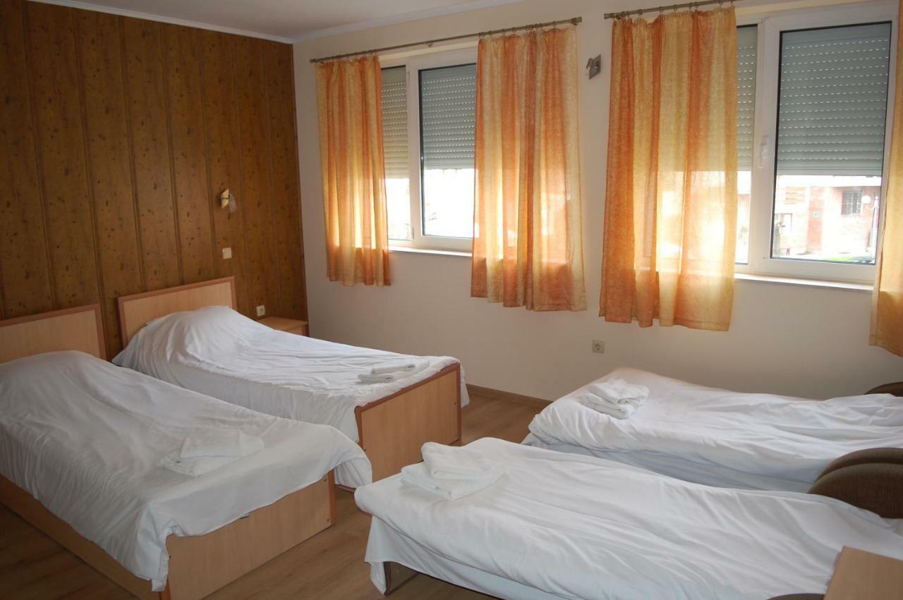 Hotel Vitosha Tryavna Extérieur photo