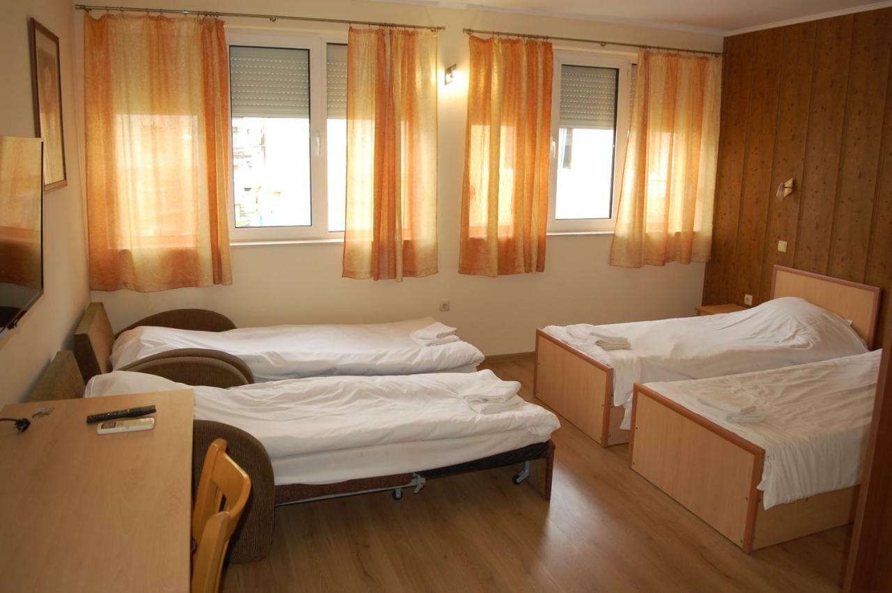 Hotel Vitosha Tryavna Extérieur photo